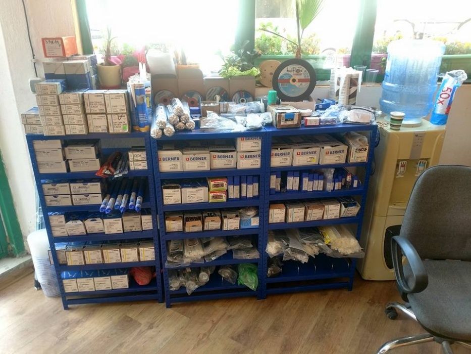 ЛУЧИ Складова база парапети