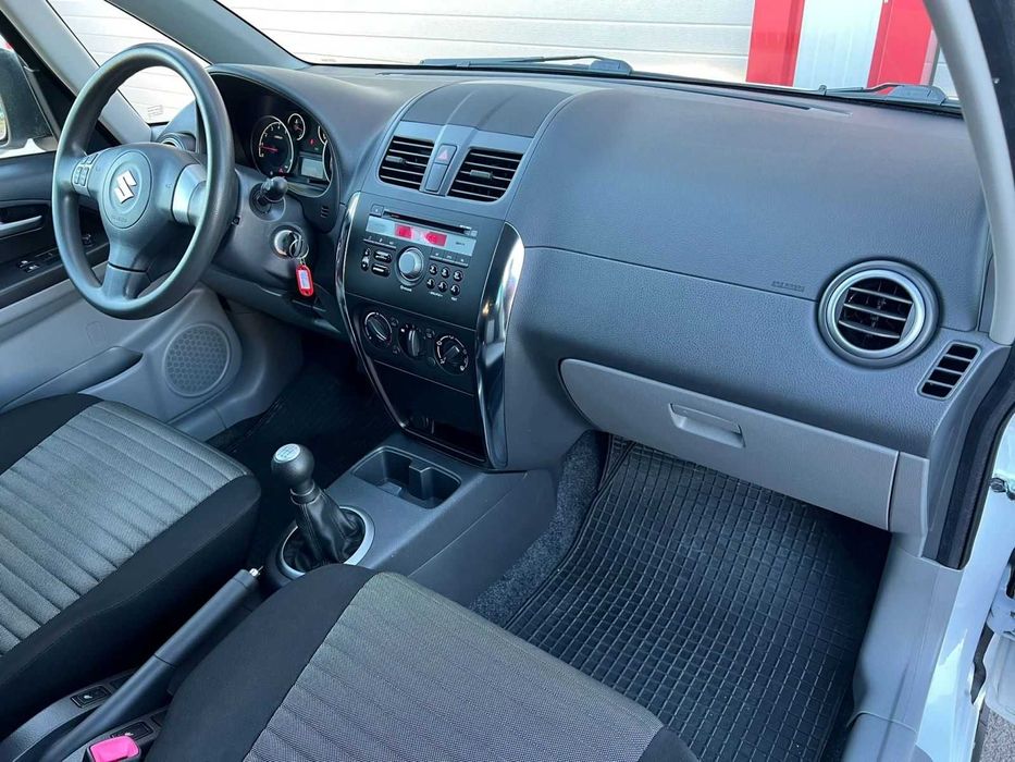 Suzuki SX4 1.6I 2014 година