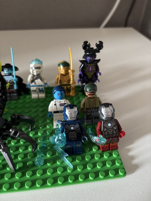 Оригинальные фигурки LEGO