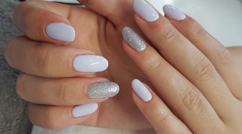 Aplic unghii cu oja semipermanenta și polygel