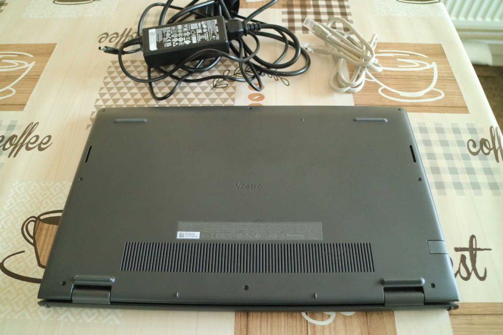 Laptop Dell Vostro 3520 full hd 15.6inch i3-1215U ram 8gb ssd 256gb intel uhd graphics win11 pro