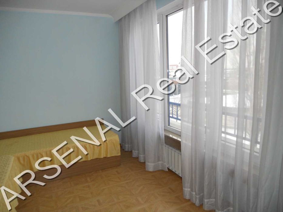 Дава се под наем Тристаен апартамент в София, Лозенец - 125 кв.м за 700 € - Снимка #5