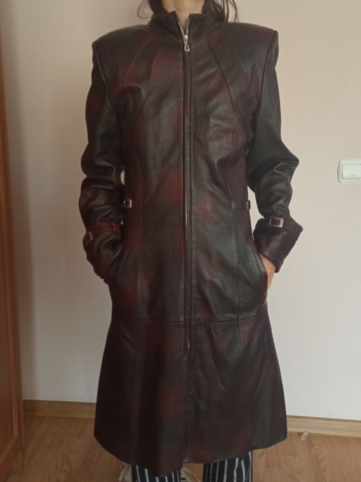 Geaca lunga de piele mărime s/m