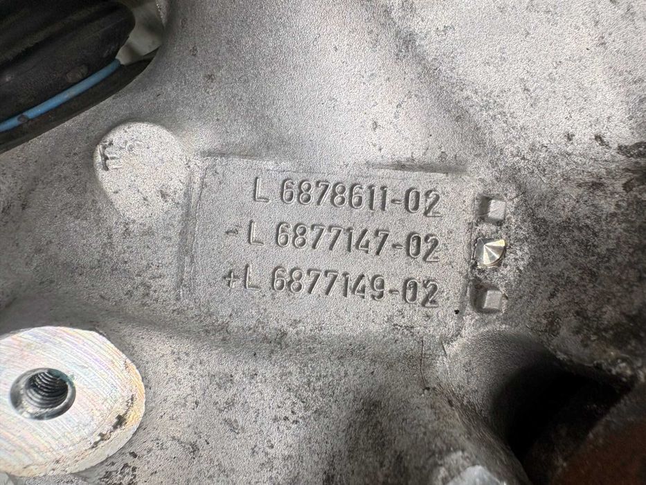 Ляв Шенкел С Два Носача И Лагер За БМВ Г20 Г22  ХДрайв 6877147 6888855 BMW G20 G22 XDrive