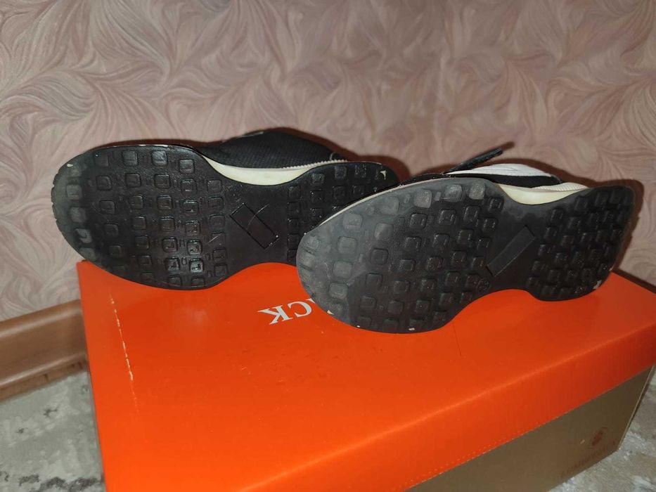 Кроссовки на мальчика, 33 размер