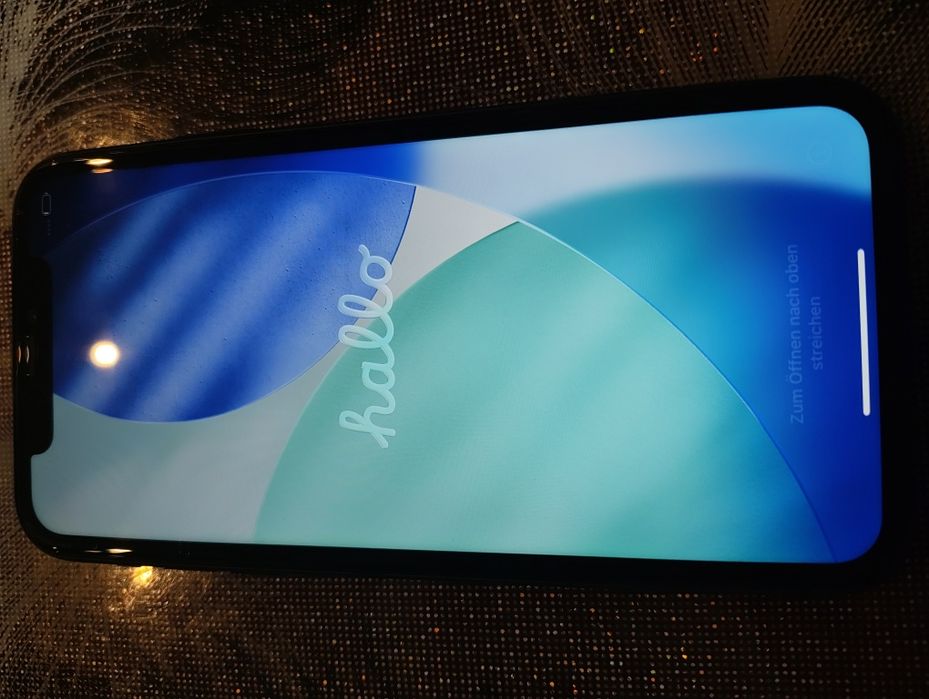 iPhone 11 цвят черен