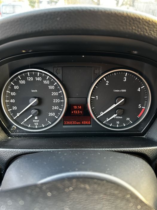 Bmw seria 3 2010 184cp