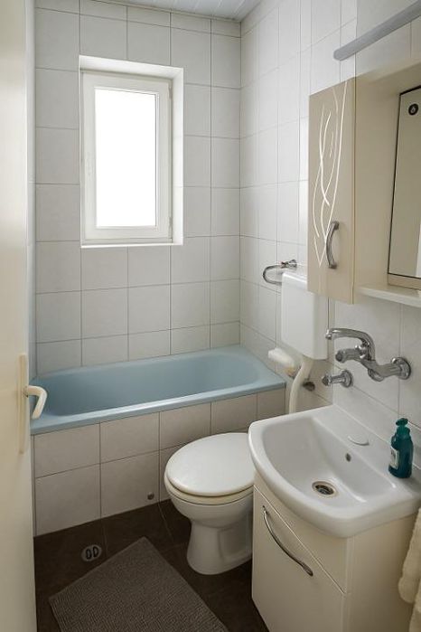 Етаж от къща в кв. Христо Смирненски/ С ДВЕ ПАРКОМЕСТА!