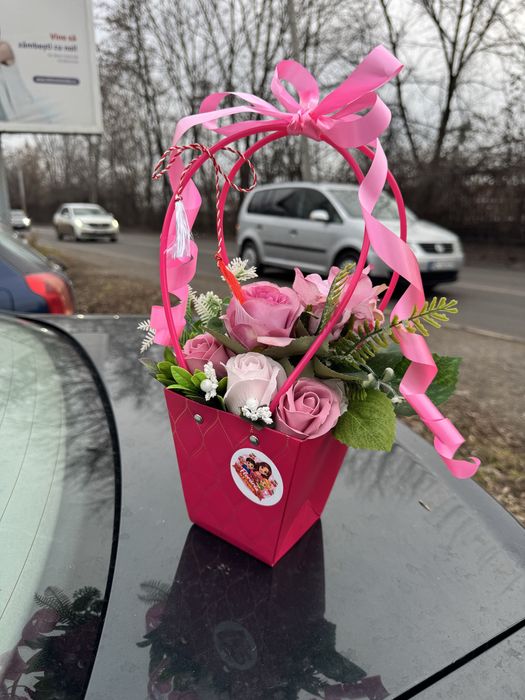 Aranjamente deosebit pentru  1 martie / 8 martie si vday