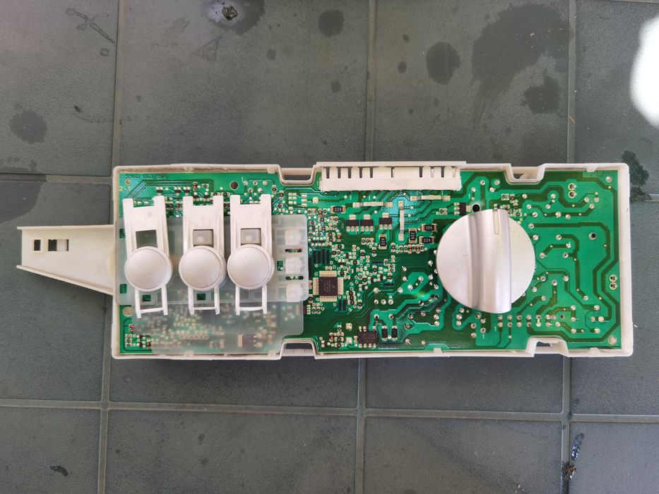 Пералня BOSCH на чести