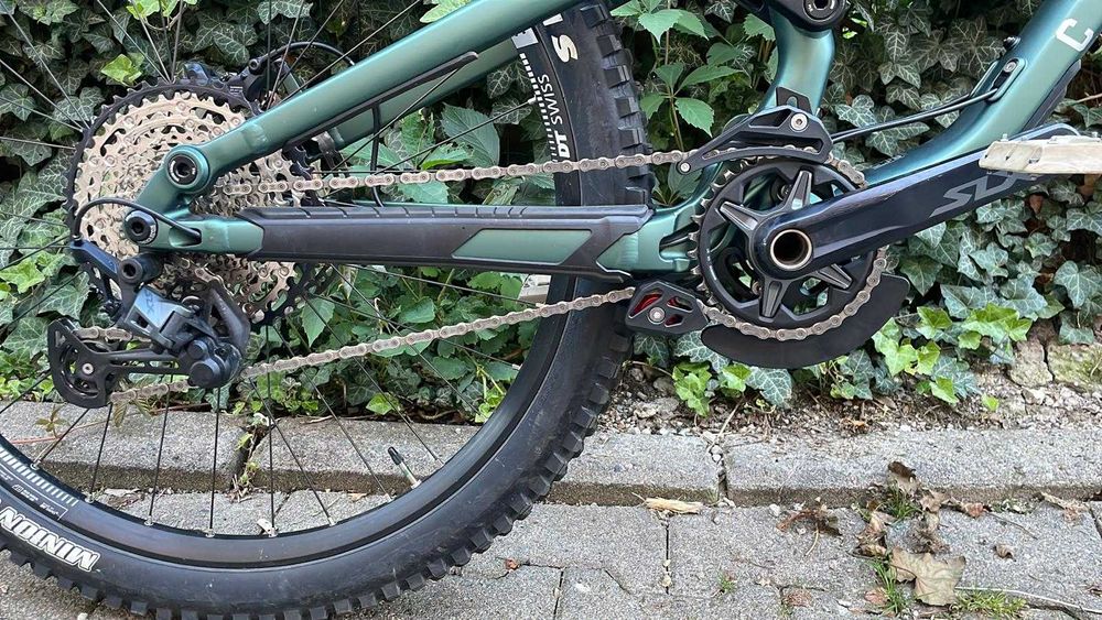 Commencal Meta SX V4 Essential Metallic Green 2024 Fox Suspension Size M