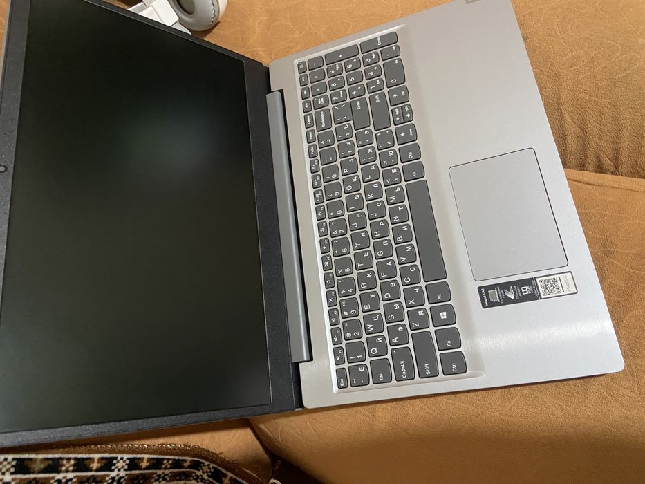 Lenovo AMD сост хорош SSD память