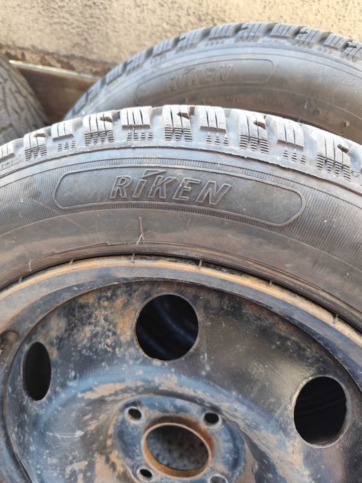 Гуми с джанти 205/55 R16