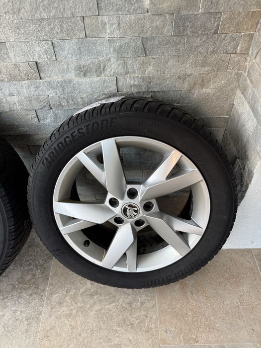 Jante Roti de iarna pe 17”, 205 55 17,jante aliaj Skoda originale