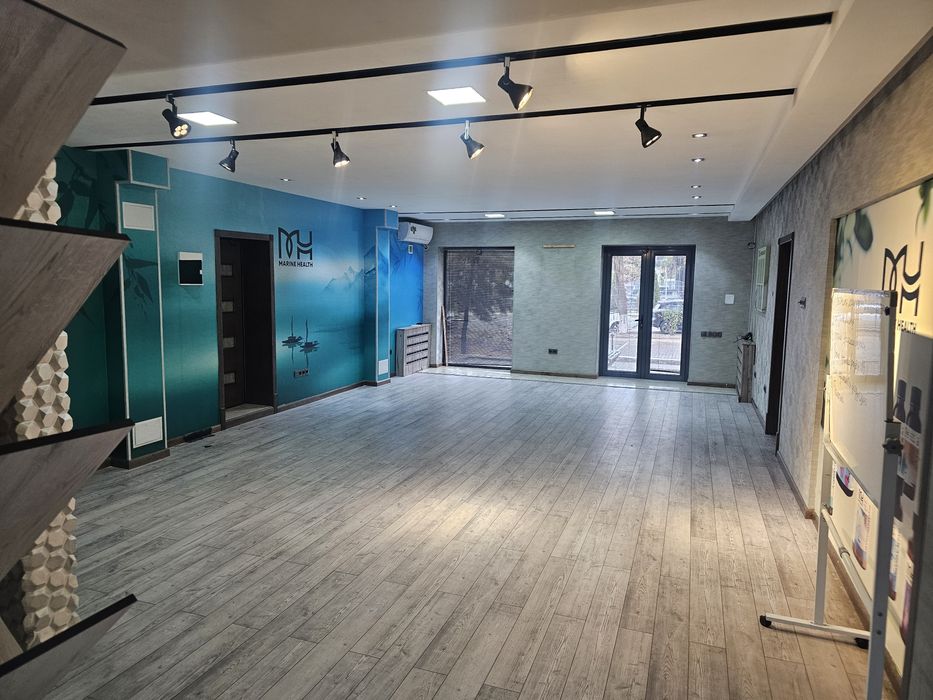 Сдаётся нежилое помещение под офис на Ц-6. 110м2.