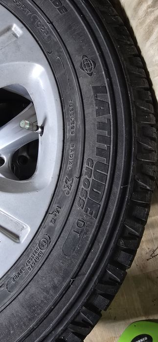 Продам шины с дисками
