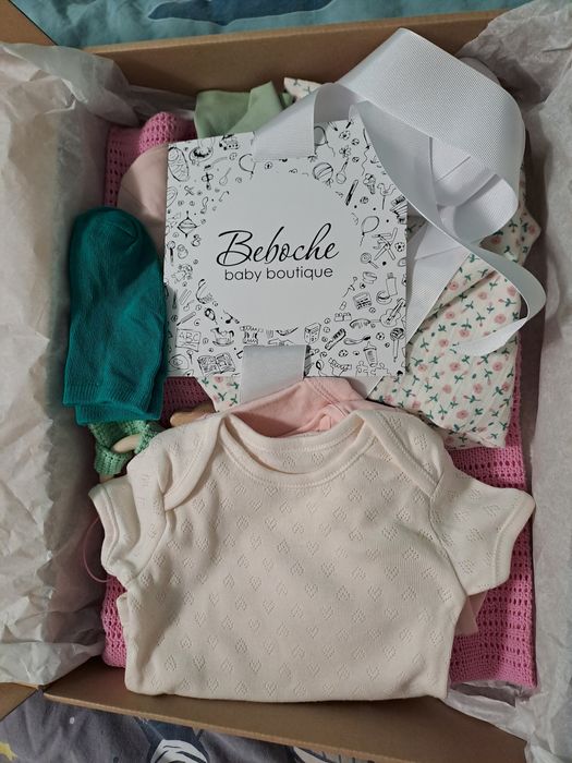 Чисто нов комплект за новородено бебе - момиче