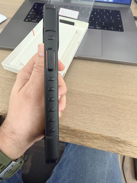 Husa UAG Pathfinder Iphone 15 PRO MAX