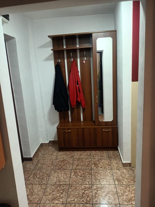 Închiriez garsoniera 32mp decomandată