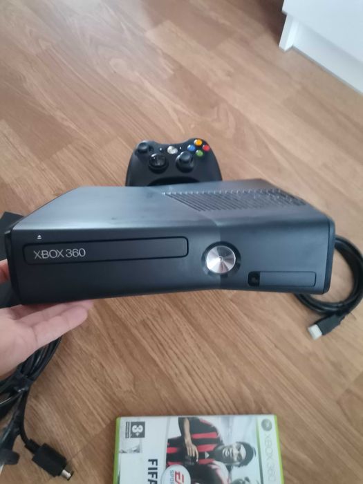 Игра Xbox 360 slim