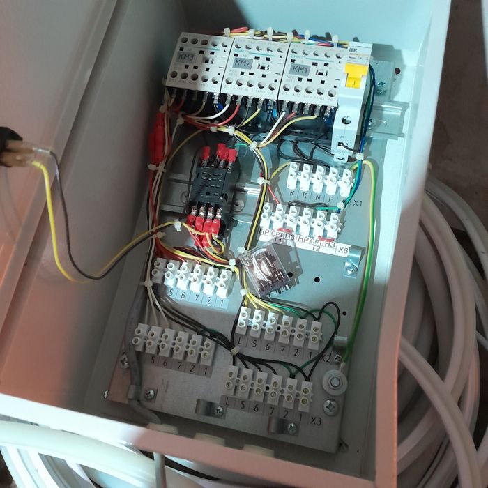 Продам ШУС ,шкаф управления тепломаш