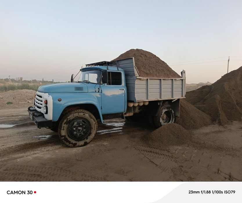 Zil samosva 1989 ural mator yahshi xolatda