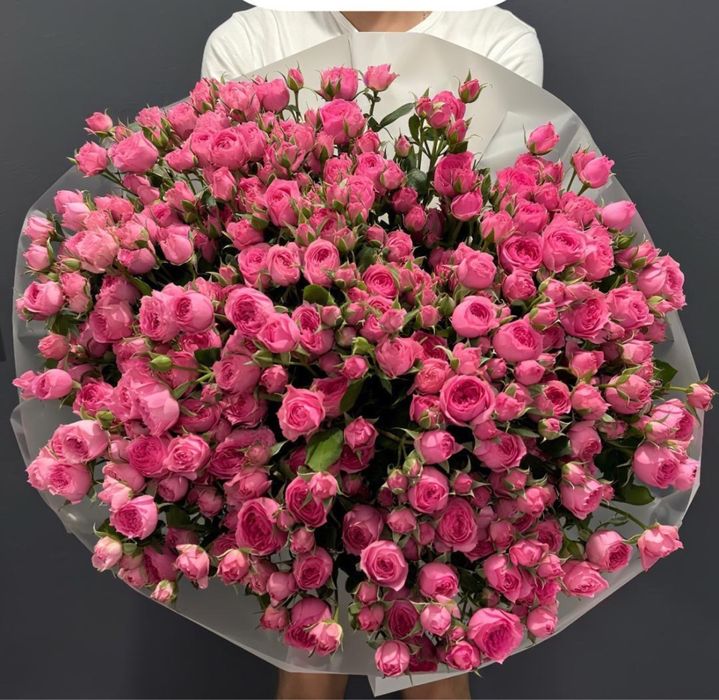 Кустовые розы.