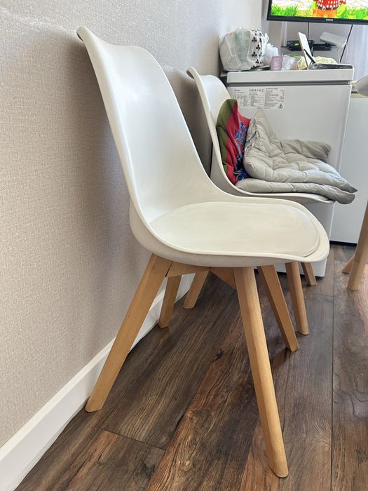 Продаю стулья для кухни