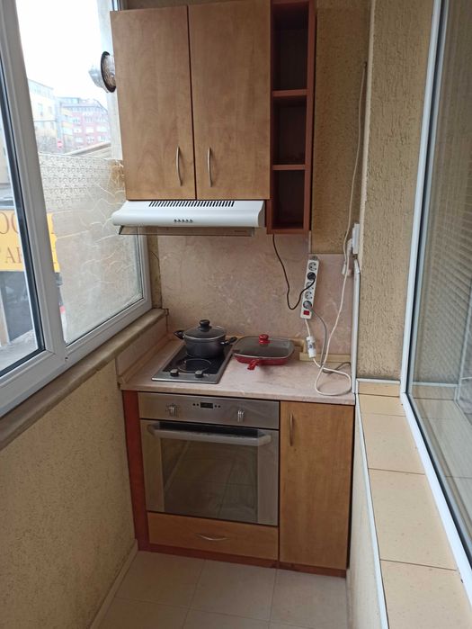 Дава се под наем Тристаен апартамент в Бургас, Меден рудник - зона А - 88 кв.м за 382.5 € - Снимка #3