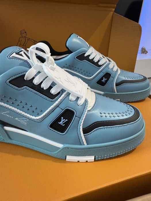 Adidasi Louis Vuitton 40-45 Video whatsp