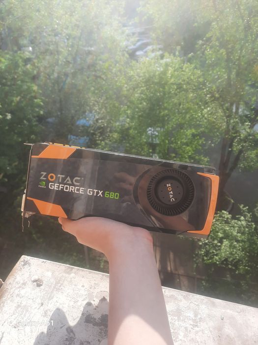 ZOTAC GeForce GTX 680 4GB