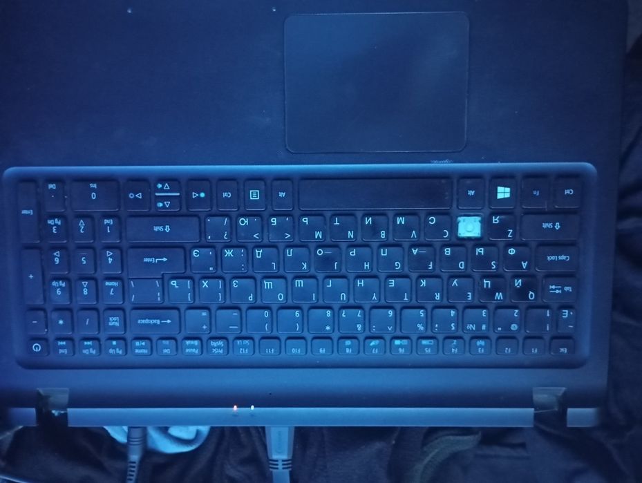 Ноутбук без дисплея.