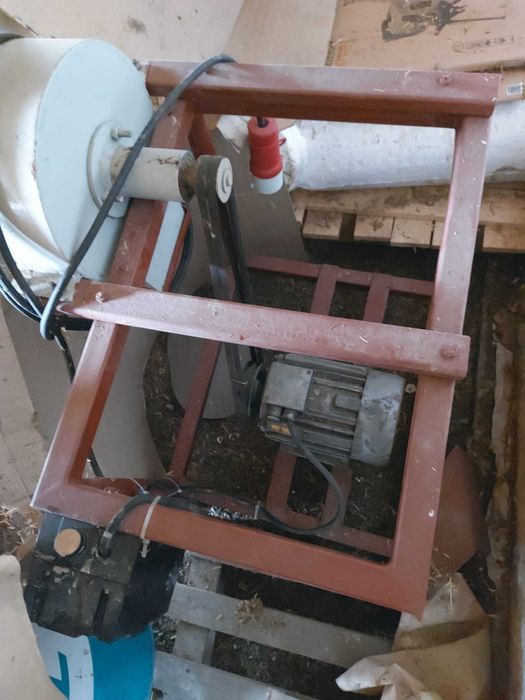 Moară cu ciocănele