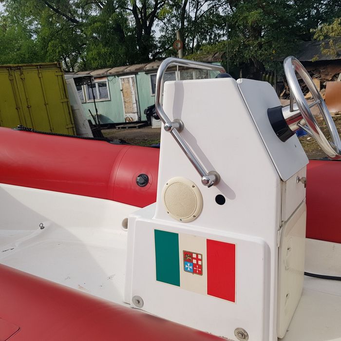 Лодка Зодиак про2