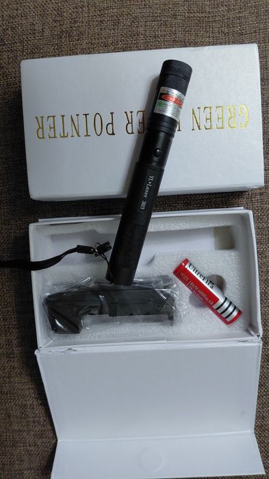 Лазерная указка 303