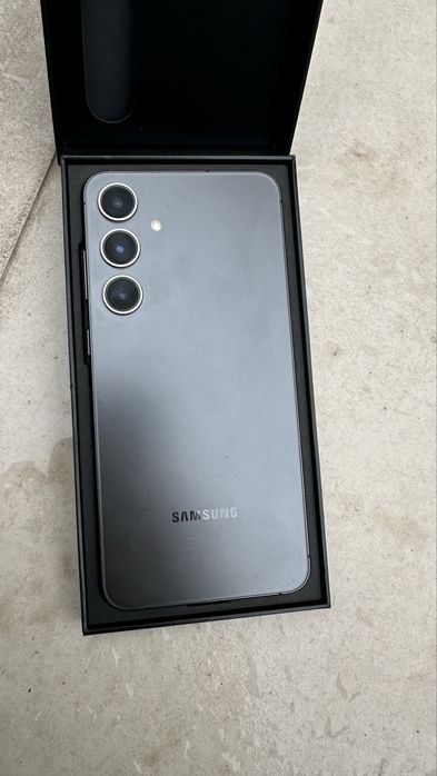 Samsung s24 plus  512gb