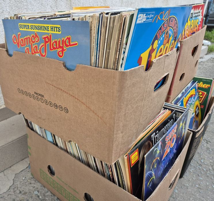 Vand Lot 150 Discuri Vinil colectie  muzica usoara mixta,pentru pick-u