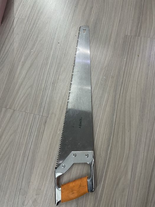 Продам ножовки 2 штуки