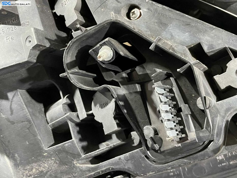 Stop Lampa Tripla Dreapta Opel Astra H Hatchback Scurt 2004 - 2010 [LR0295]