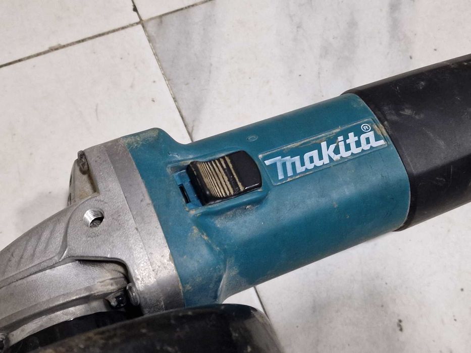 Ъглошлайф Makita 9558NBR
