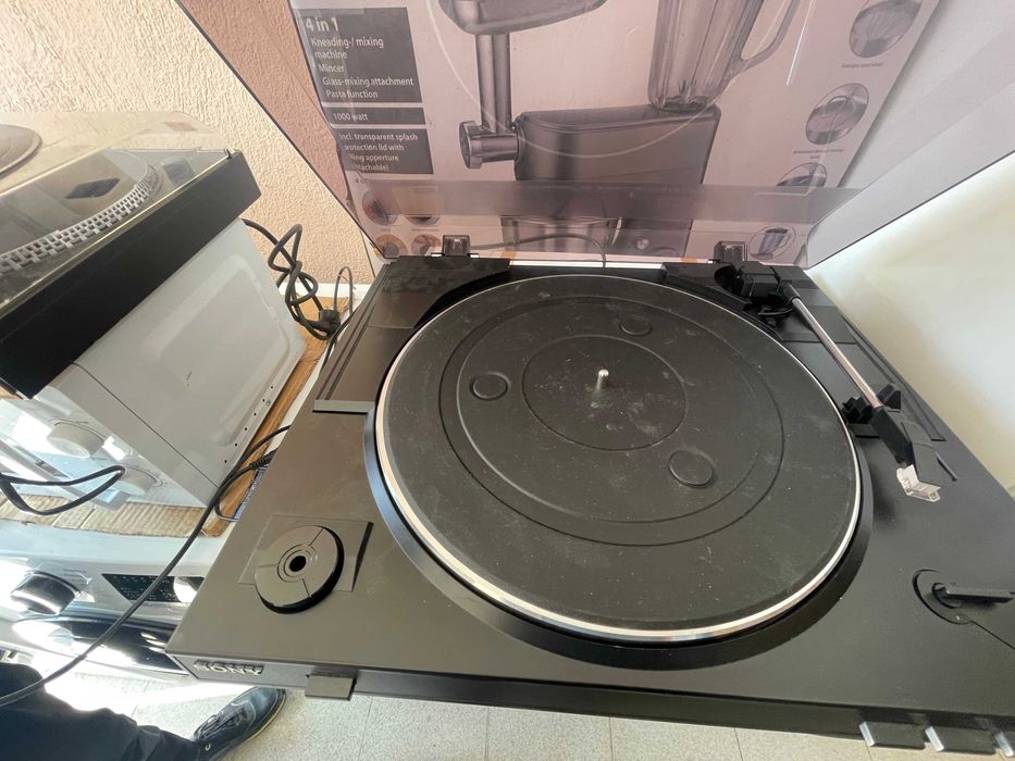 грамофон Sony ps-lx300usb