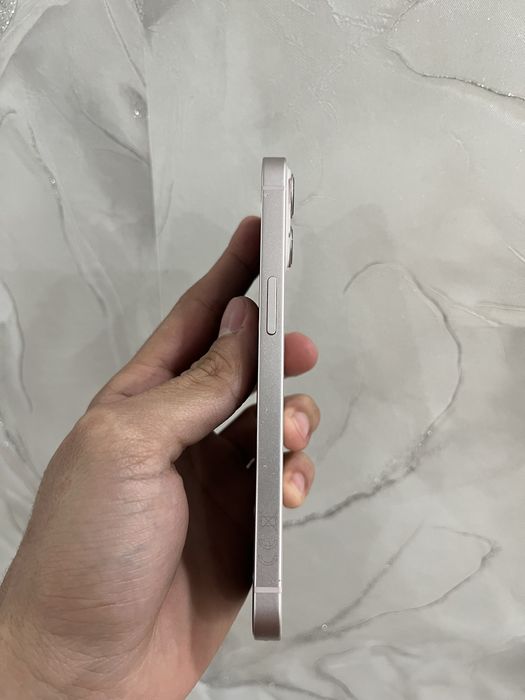 Продам iPhone 13 128gb в идеальном состоянии