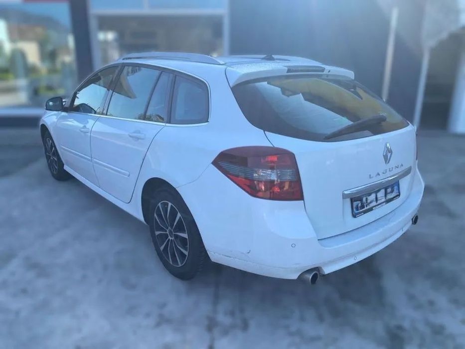 Dezmembrari / Dezmembrez RENAULT CLIO 2 SYMBOL