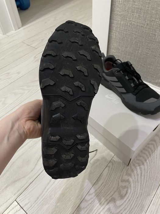 Продам adidas terrex 39 размер