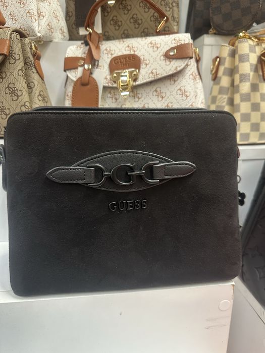 Geanta Guess model nou