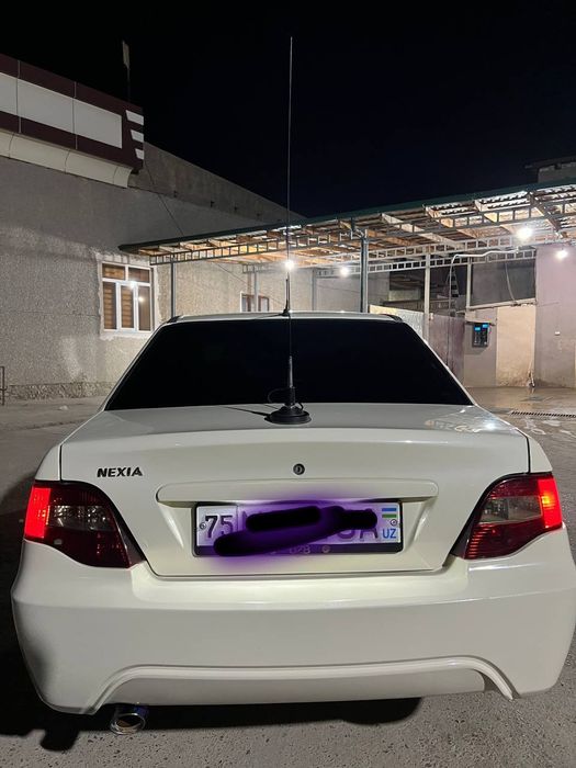 Nexia 2  qaymoq rangli