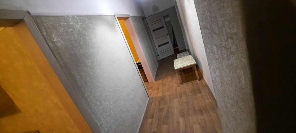 Сдаётся 3-х комнатная квартира.
