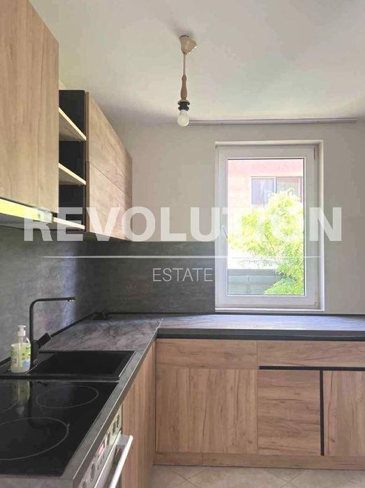 Дава се под наем Двустаен апартамент в Варна, Бриз - 69 кв.м за 500 € - Снимка #4