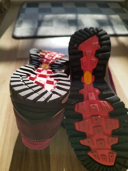 Туристически дамски обувки Lomer 39