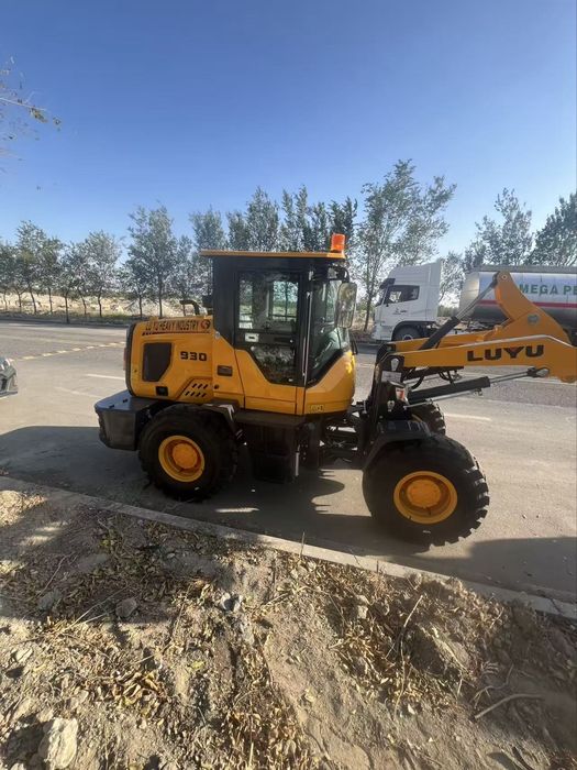 Погрузчик LUYU 930